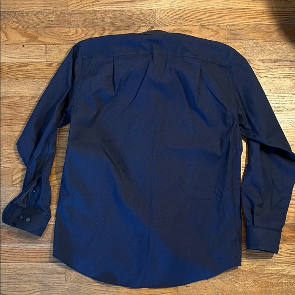 Kenneth Cole button down - Picture 6 of 6